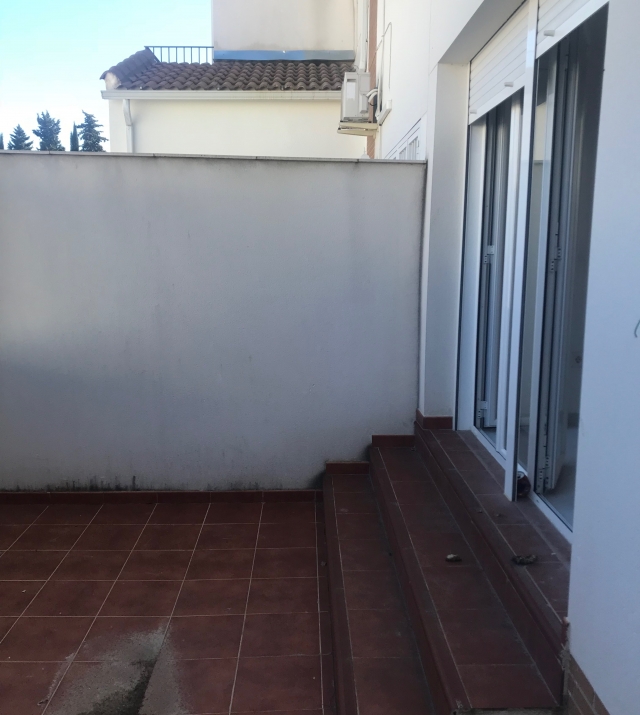 SALIDA PATIO.JPG